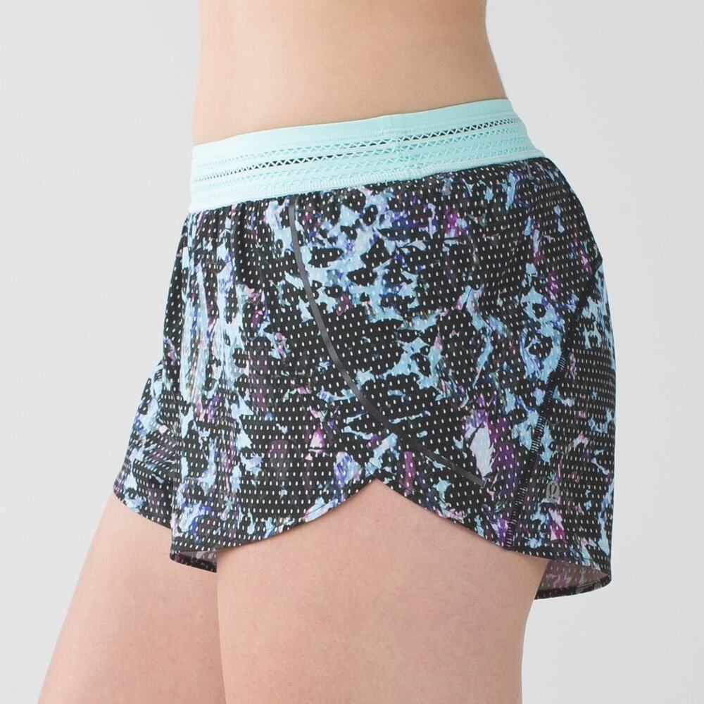 Lululemon Split Second shorts in the Floral Sport Tranquil Blue Multi pattern 2